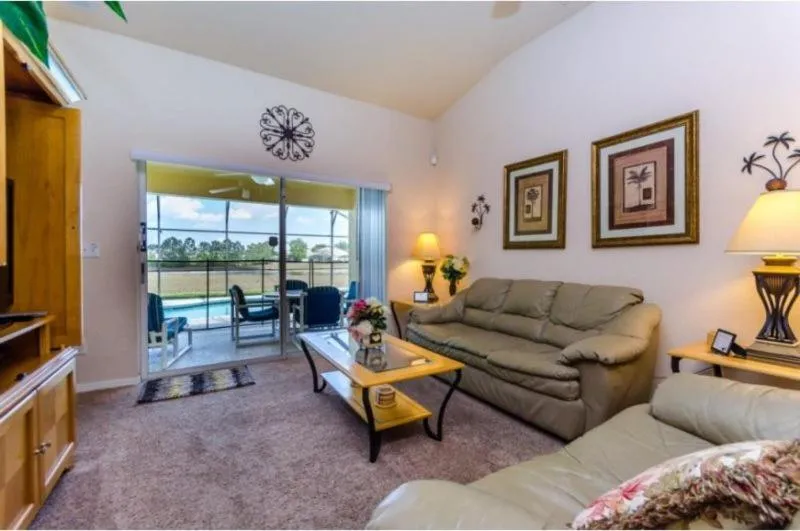 5 Bedroom Pool Home with Lake View In Clermont, Orlando, Statele Unite ale Americii