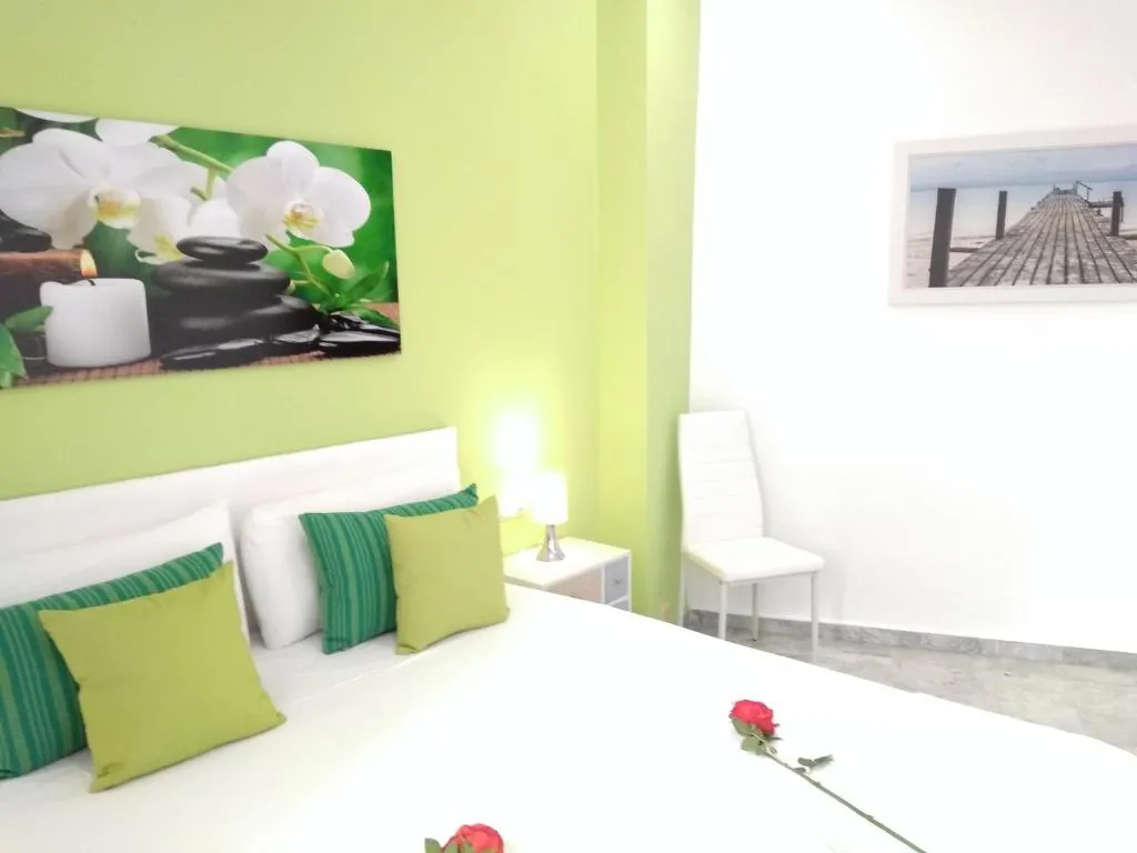 Del parque flats martinez larios, Málaga, Spania