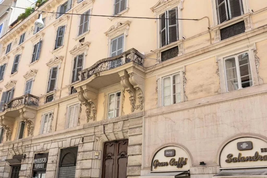 Sonder — Repubblica, Roma, Italia