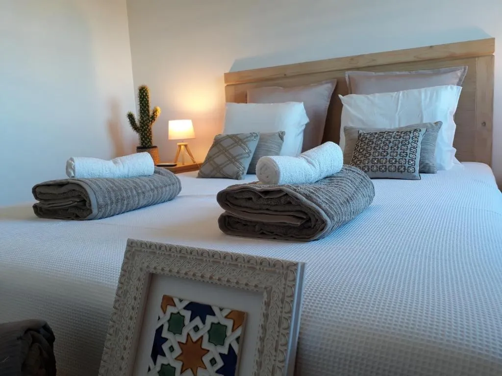 Casa Do Rio - Sweet Apartment & Free Parking, Amadora, Portugal
