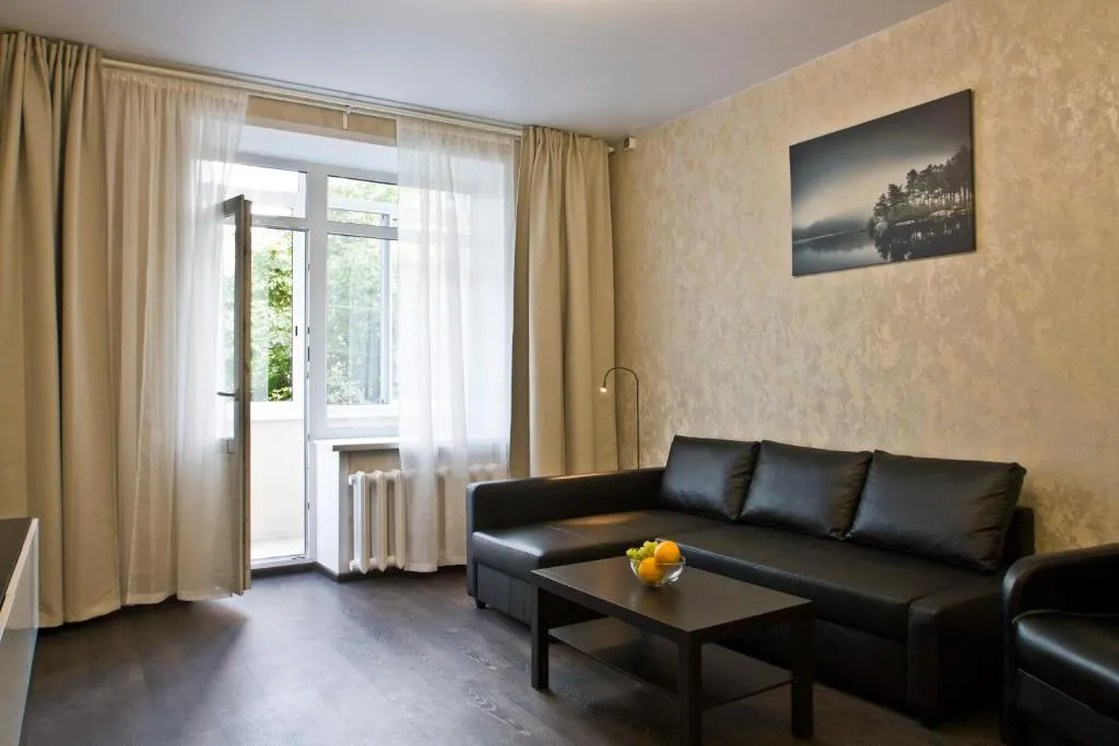 Apartment University, Moscova, Rusia