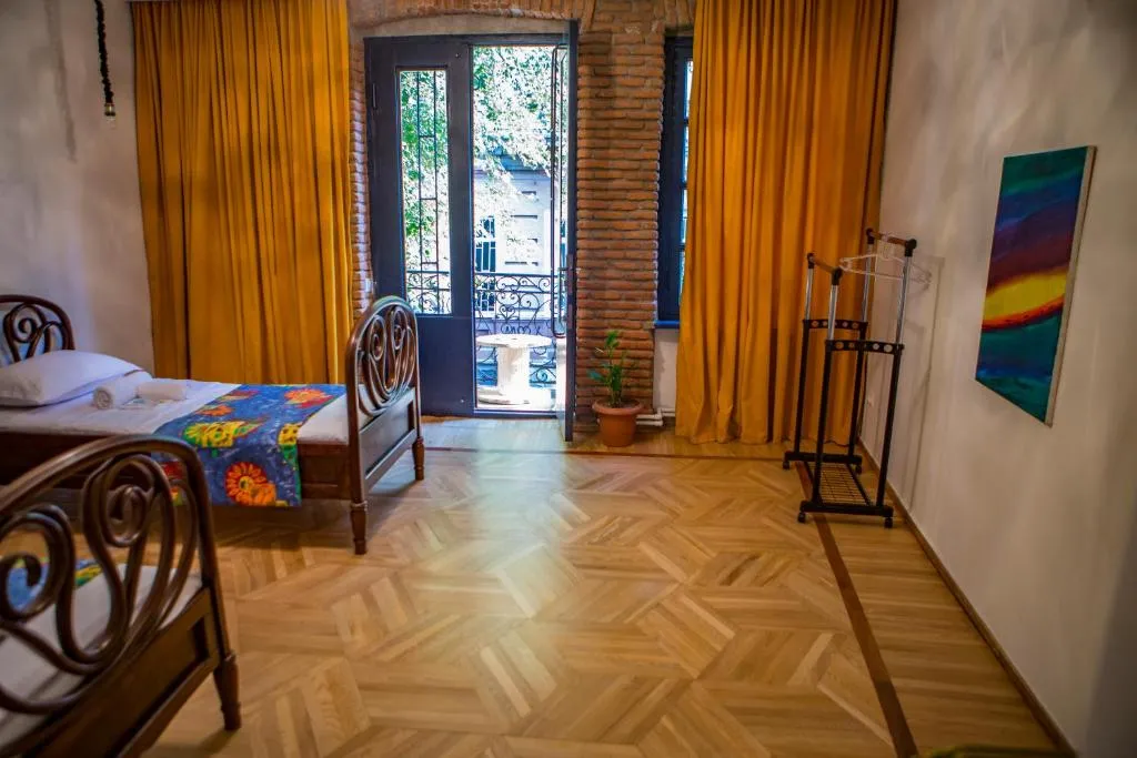 Nino`s Cozy Apartment, Tbilisi, Georgia