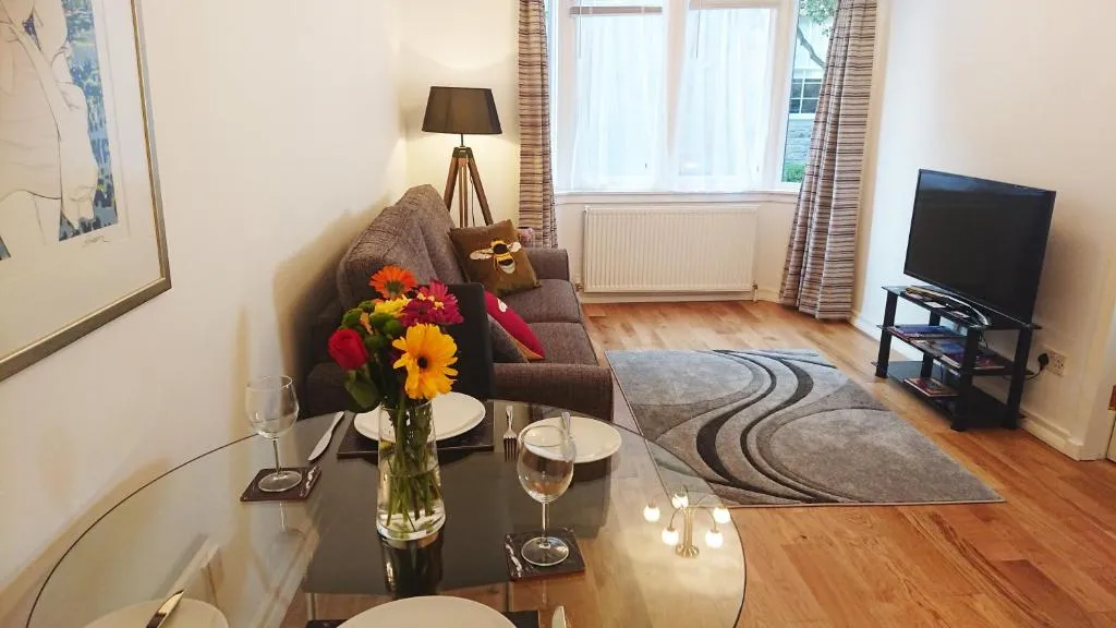 Violet Bank Apartment West End., Edinburgh, United Kingdom