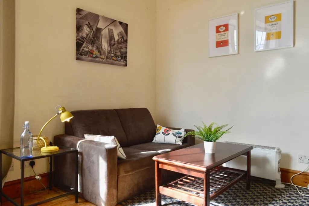 Bright 1 Bedroom in Leith, Edinburgh, United Kingdom