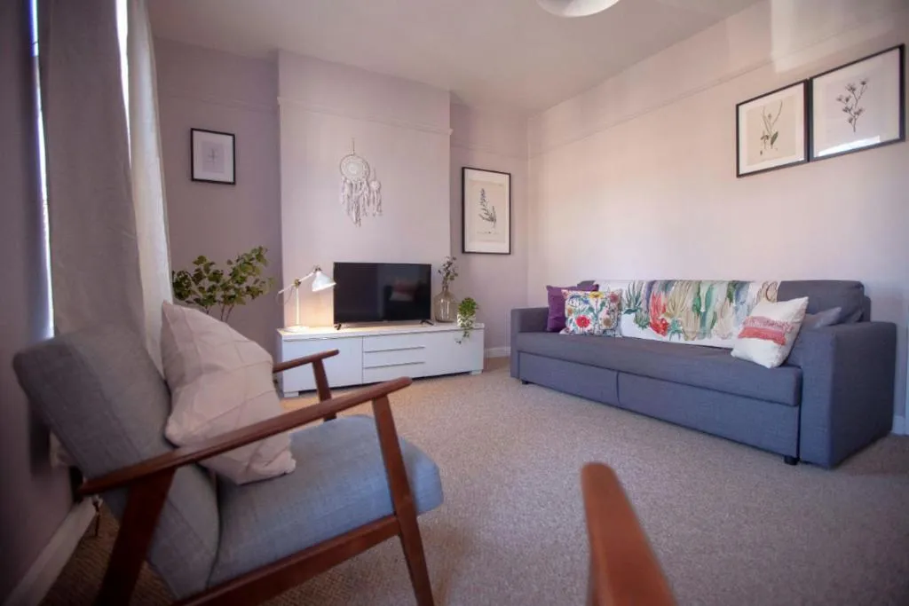 Sunny duplex apartment in fashionable area, Manchester, Marea Britanie