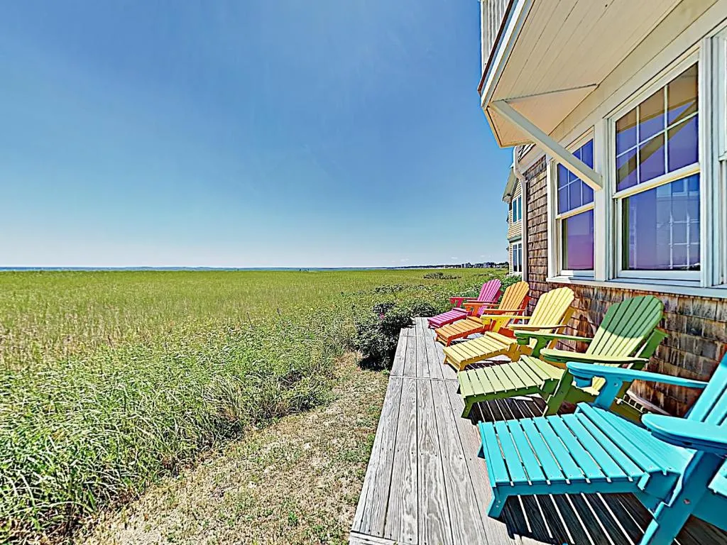 New Listing! Immaculate Beachfront Retreat Home, Scarborough, Statele Unite ale Americii
