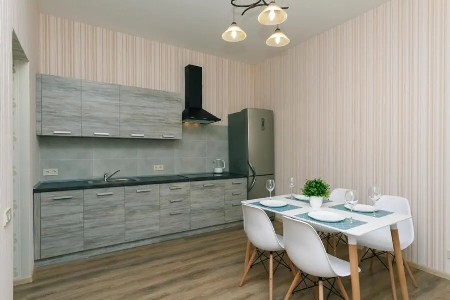 New spacious apartment. Obolonskaya Embankment. golf Club, Kiev, Ukraine