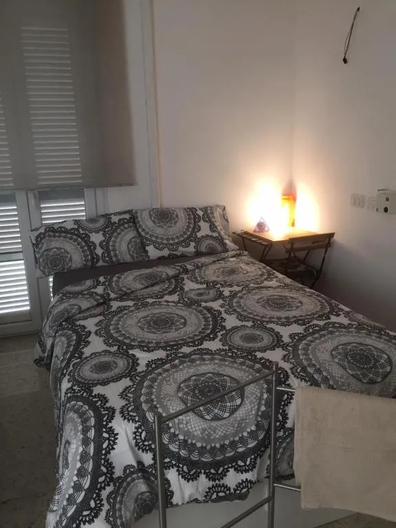 9 COMODI POSTI LETTO vicino subway GARAGE, Roma, Italy