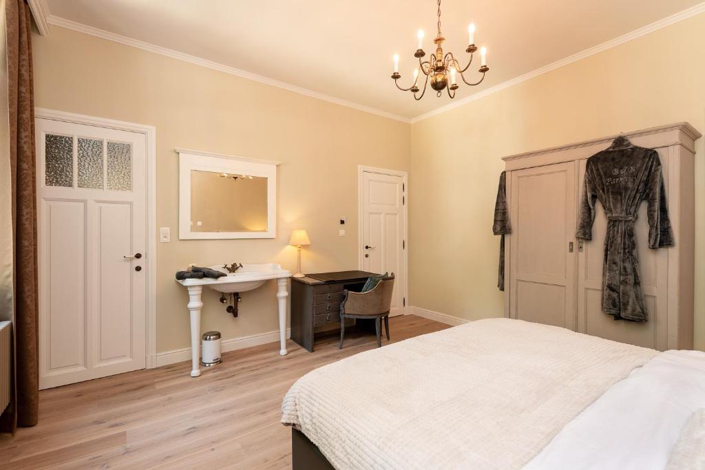 B&B Parkhuys Antwerp, Antwerpen Province Vacation Rentals HiChee