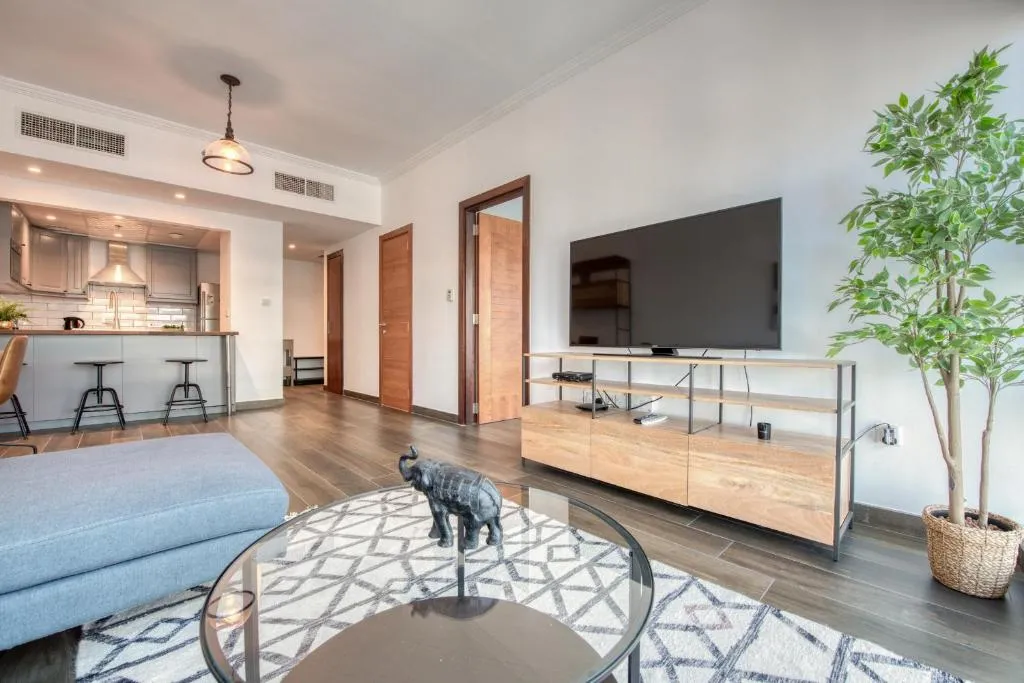 Superbly Renovated Family Retreat in Dubai Marina by Deluxe Holiday Homes, Dubai, Emiratele Arabe Unite