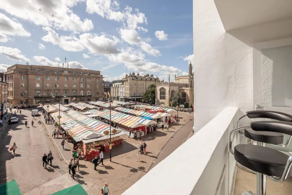 Central Cambridge, Luxury 2 Bed Apartment, Perfect Location, Market Balcony View, Cambridge, Marea Britanie