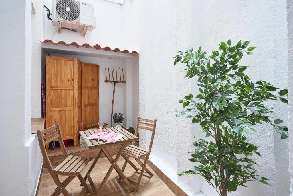LEEWAYS APARTMENT in ZURITA, Madrid, Spania