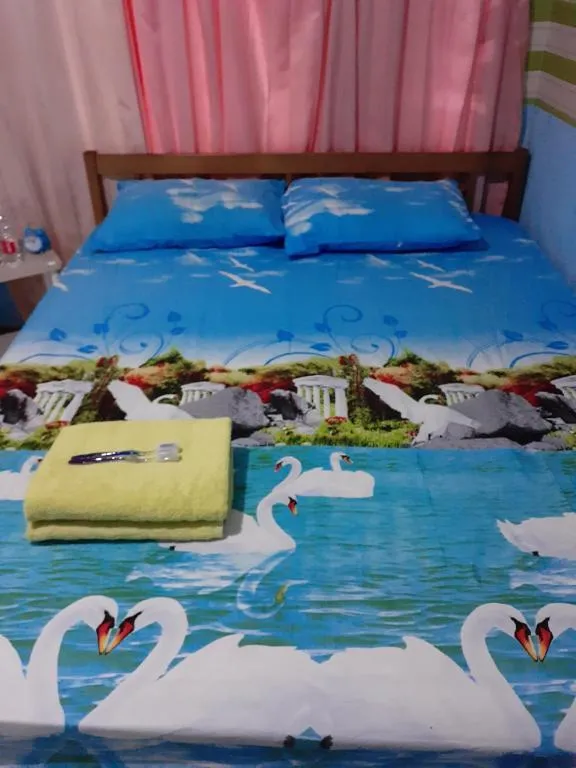 Petite Amies, Jakarta, Indonesia