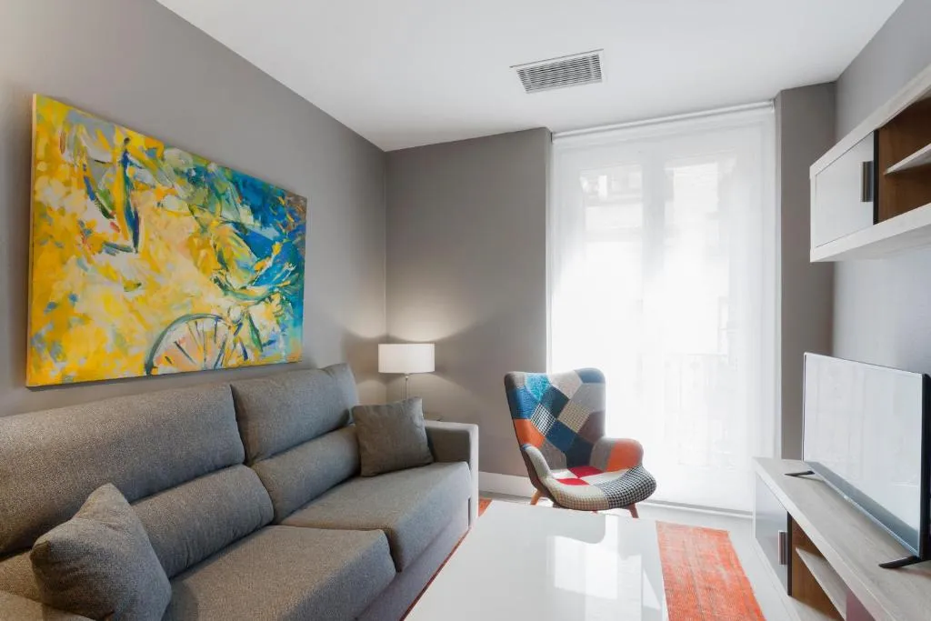 DOBO ROOMS FACTOR, Madrid, Spania
