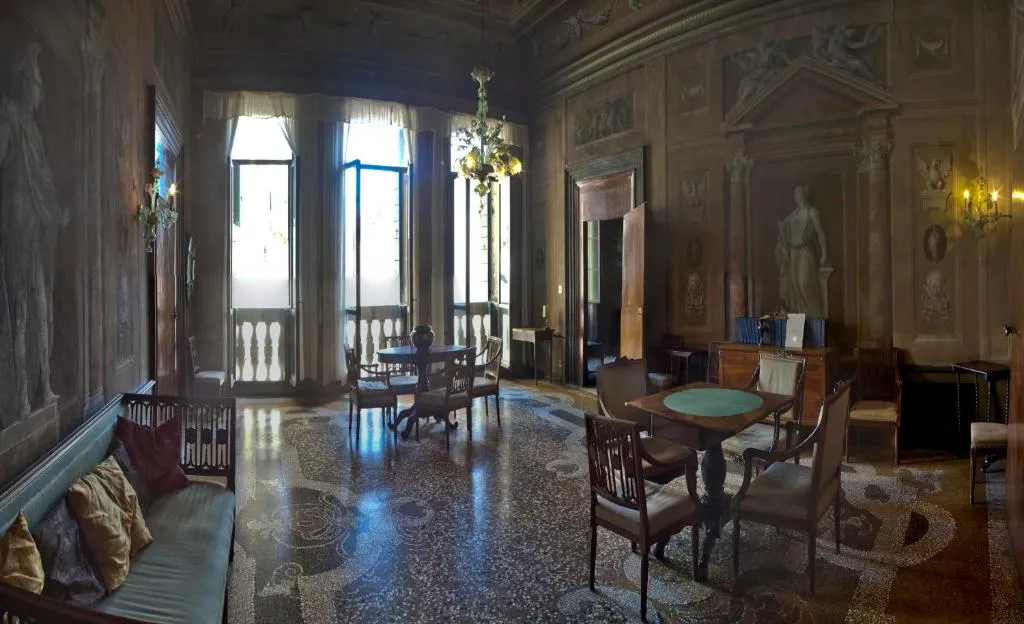 Vintage Venice Apartment, Venice, Italy