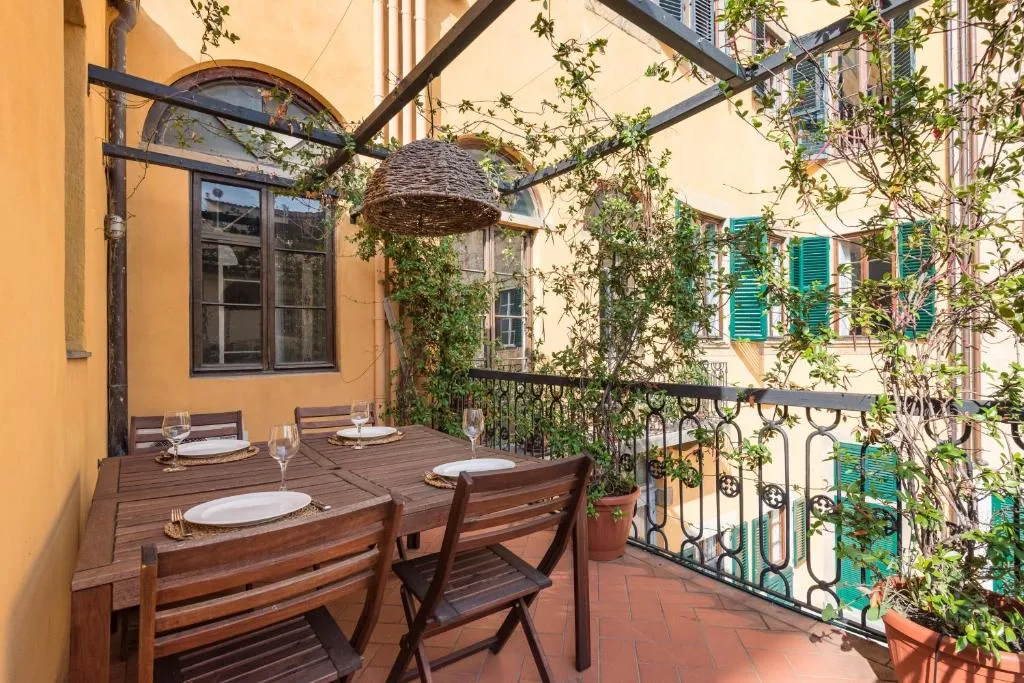 Penthouse with terrace downtown, Florența, Italia