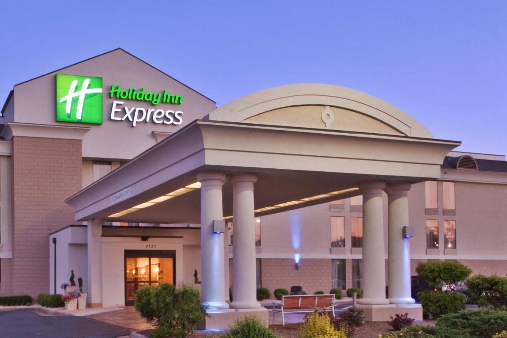 Holiday Inn Express Danville, an IHG Hotel