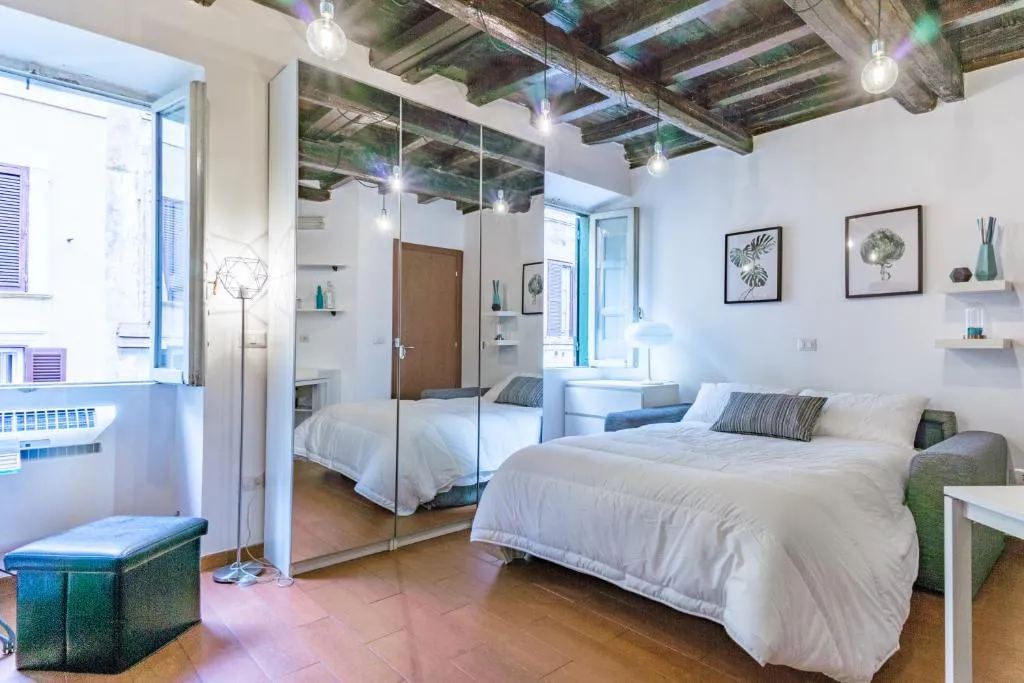 Urbana Coliseum House, Roma, Italia