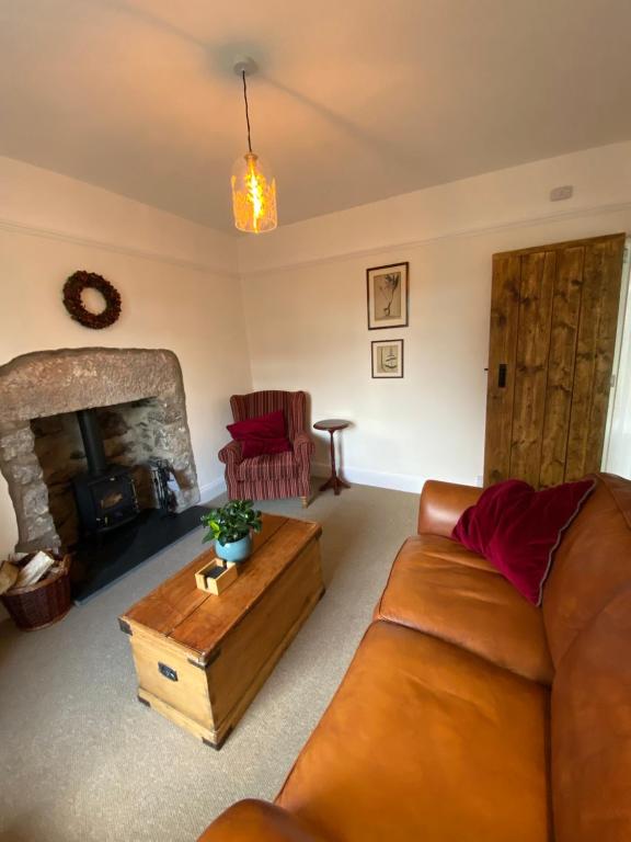 The Stopping Point- Exceptional Cumbrian Cottage - dog friendly