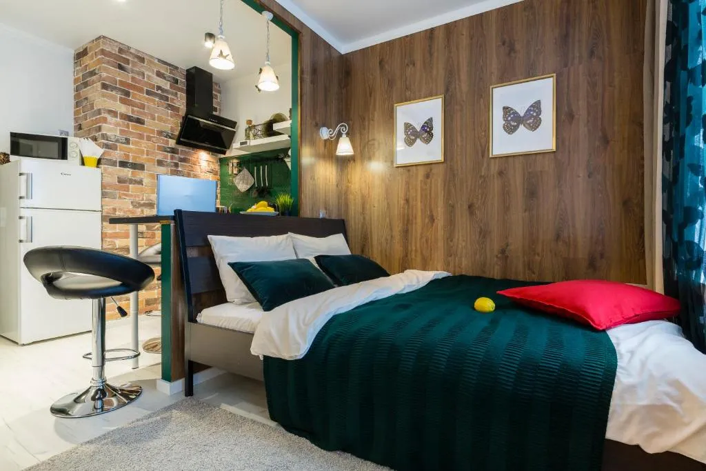 Green Seaside Apartment, Kudrovo, Russia