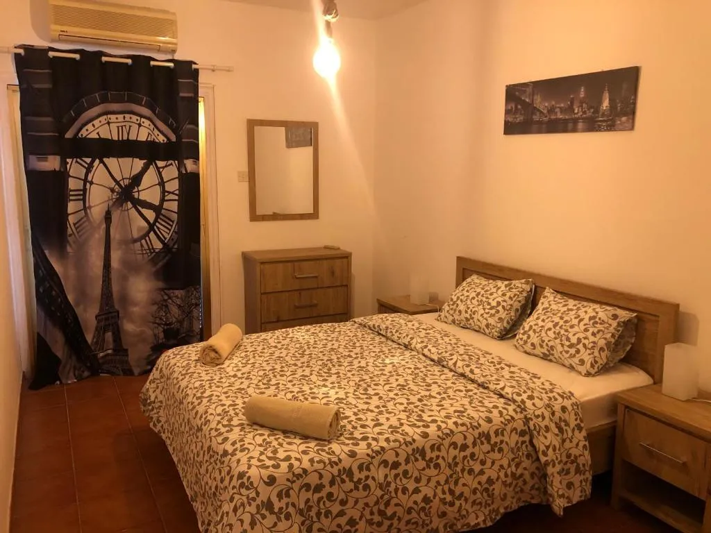 rabihs, Larnaca, Cyprus