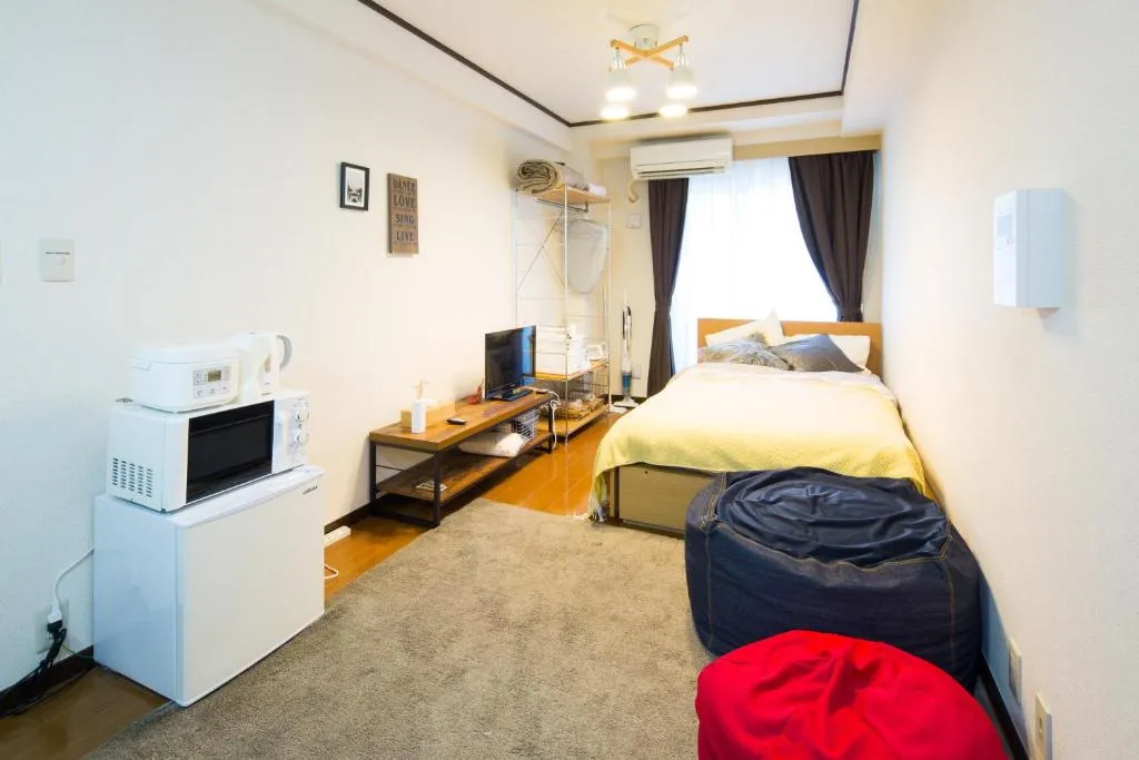 Shemowarowaiyaru 104, Tokyo, Japonia