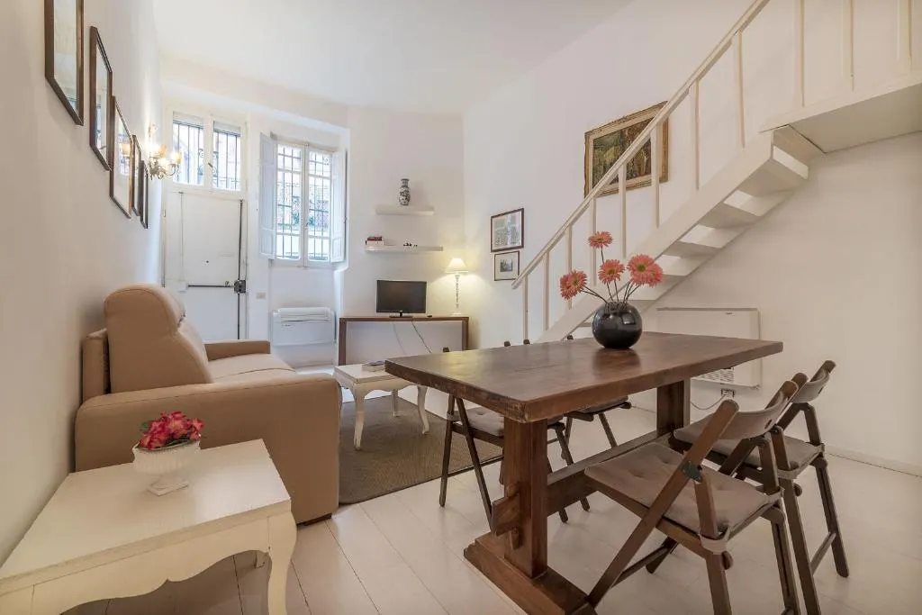 Al vicolo - cozy apartment in the heart of Rome, Roma, Italy