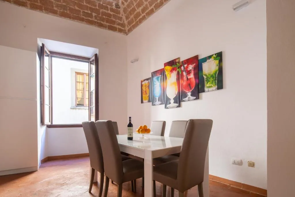 Lian Home in Florence, Florența, Italia