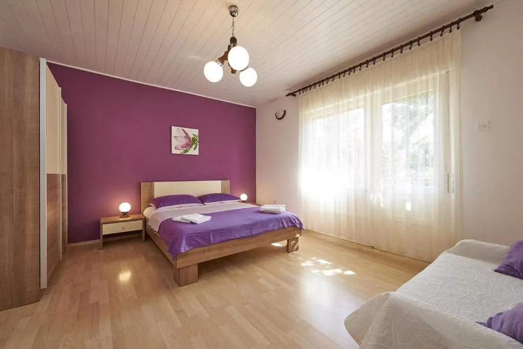Apartments and rooms with parking space Trogir - 13102, Centola, Croatia