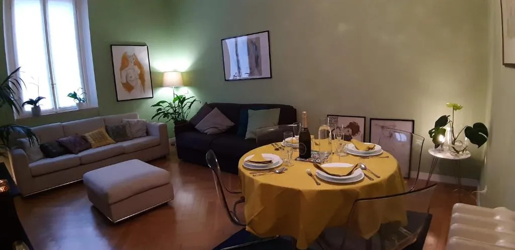 La casa di Omero, Milano, Italia
