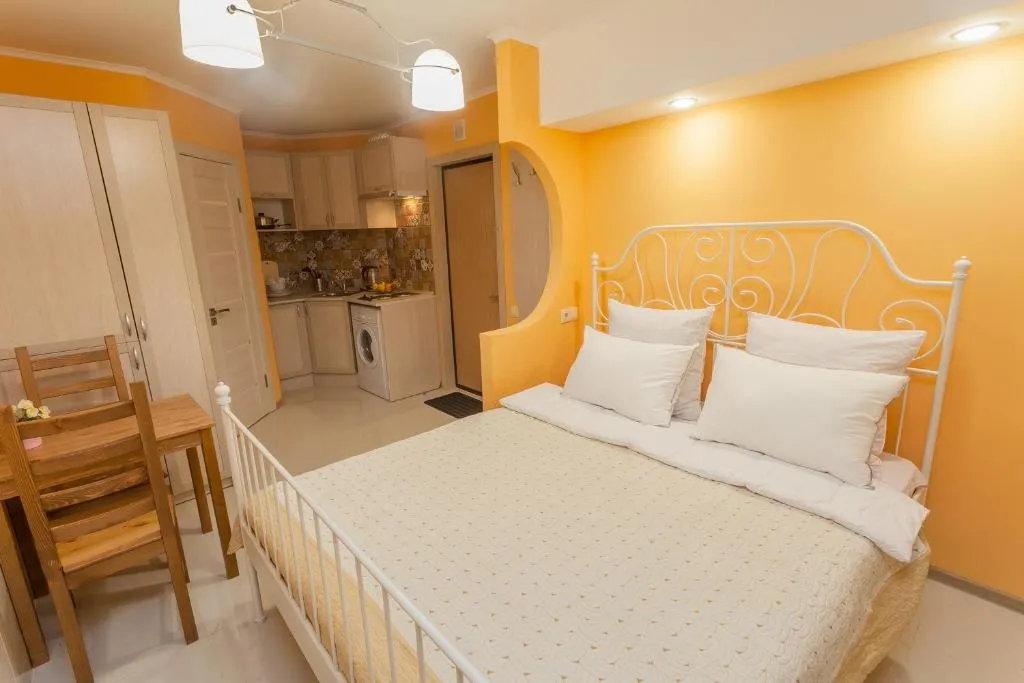 LeoHotels on Sedmaya Liniya 6, Kudrovo, Russia