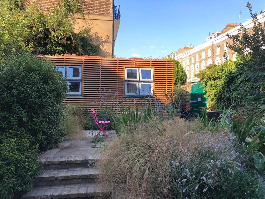 Camden Town Garden Cabin, London, United Kingdom