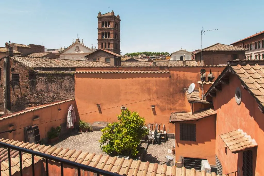 Santa Cecilia in Trastevere with Balcony, Roma, Italia