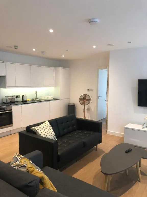 Luxurious Suite Lewisham Trains Station, Londra, Marea Britanie