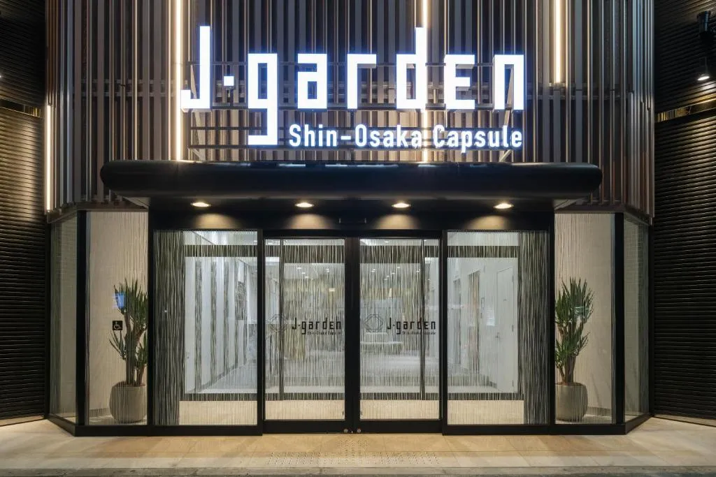 Capsule Hotel J Garden Shin-Osaka, Higashiosaka, Japan
