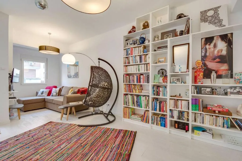 Nice & Cozy Apt in Delicias near metro, Madrid, Spania