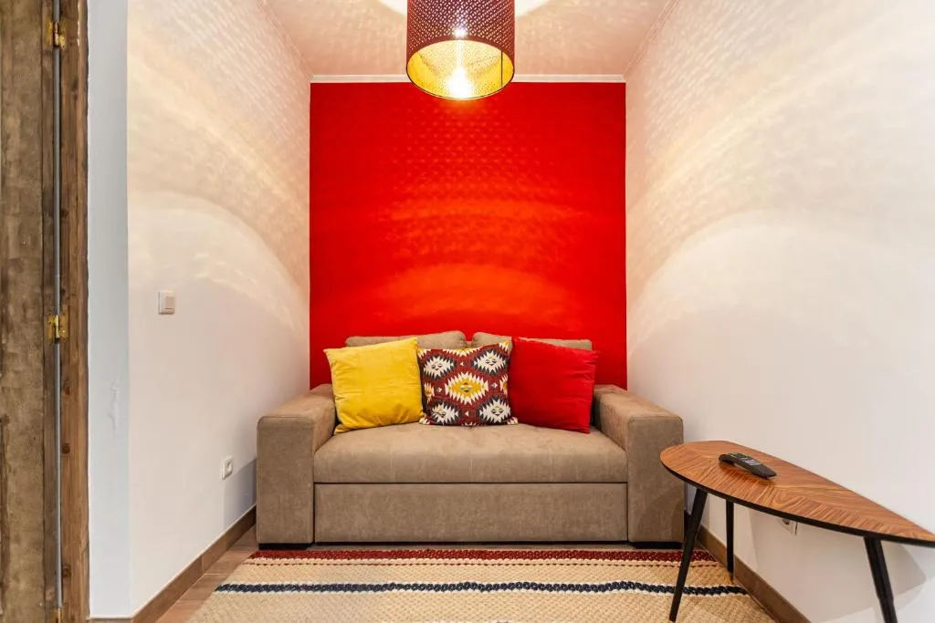 Apartamento Capitão Baptista - Intendente, Amadora, Portugal