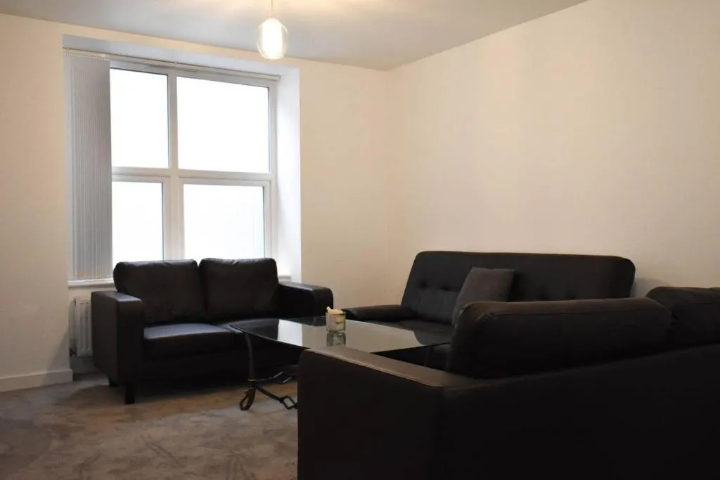Modern Open Plan 5 Bedroom Home With Garden, Brighton and Hove, United Kingdom