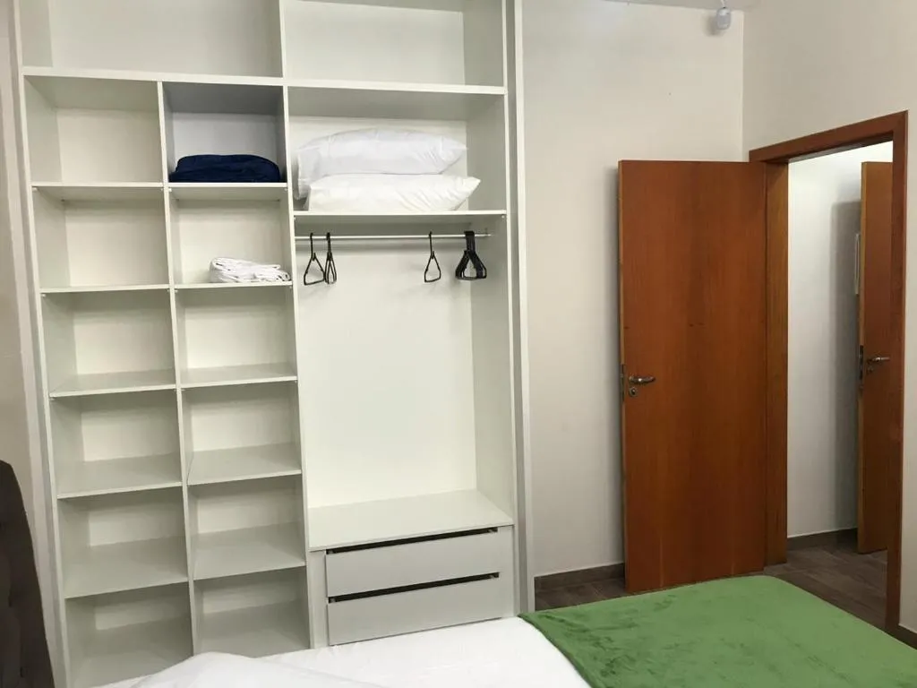 Casa - Próximo a UFSC e CENTRO - 5 KM, Florianópolis, Brazilia