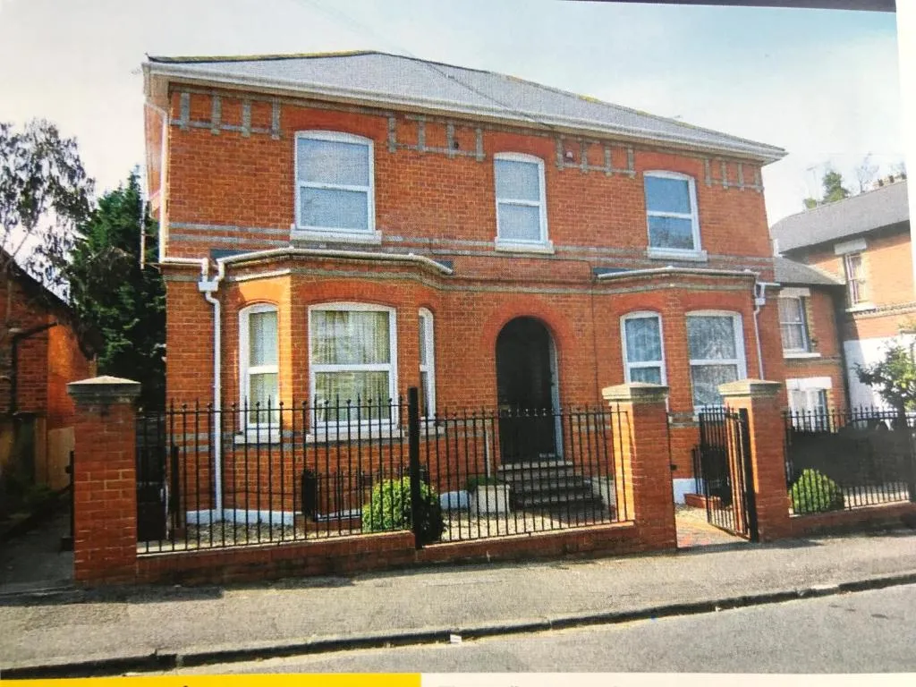 Comfortable Apartment in Reading West sleeps 4, Reading, Marea Britanie