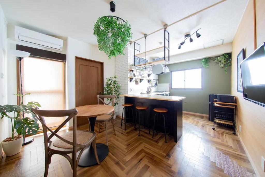 UP GRAND 塚本, Higashiosaka, Japan