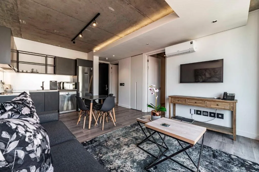 411 The Signature, De Waterkant, Cape Town, South Africa