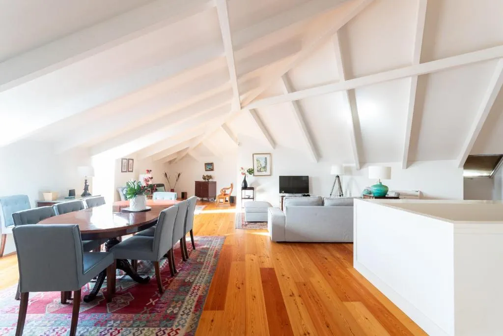 Feels Like Home Downtown Design Loft, Amadora, Portugal