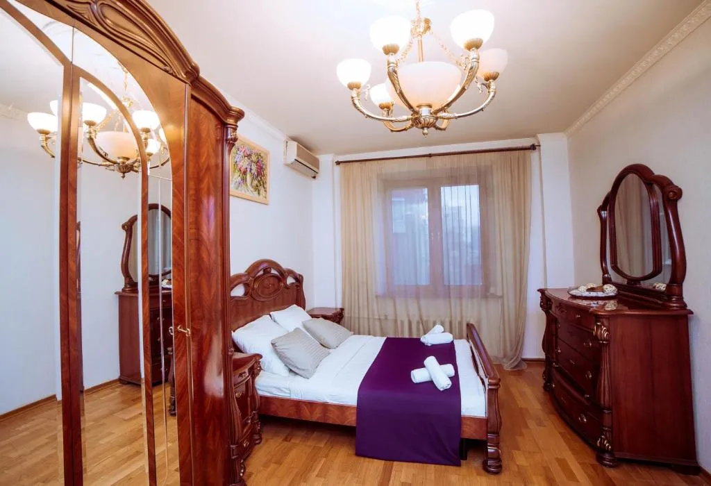 Apartment near Radisson Ukraina, Moscova, Rusia