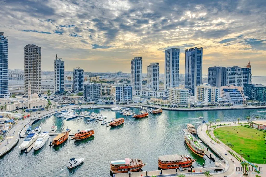 Two Bedroom Apartment in Sparkle Tower 1, Dubai Marina by Deluxe Holiday Homes, Dubai, Emiratele Arabe Unite