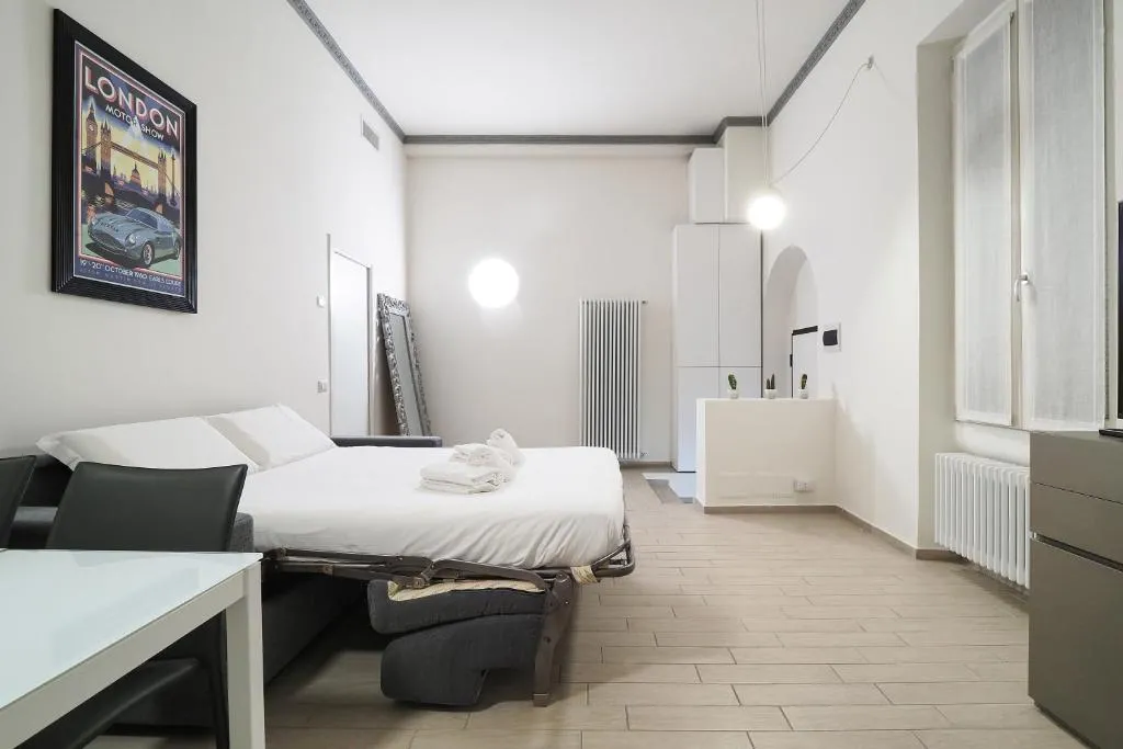 Gluck Flat, Milano, Italia