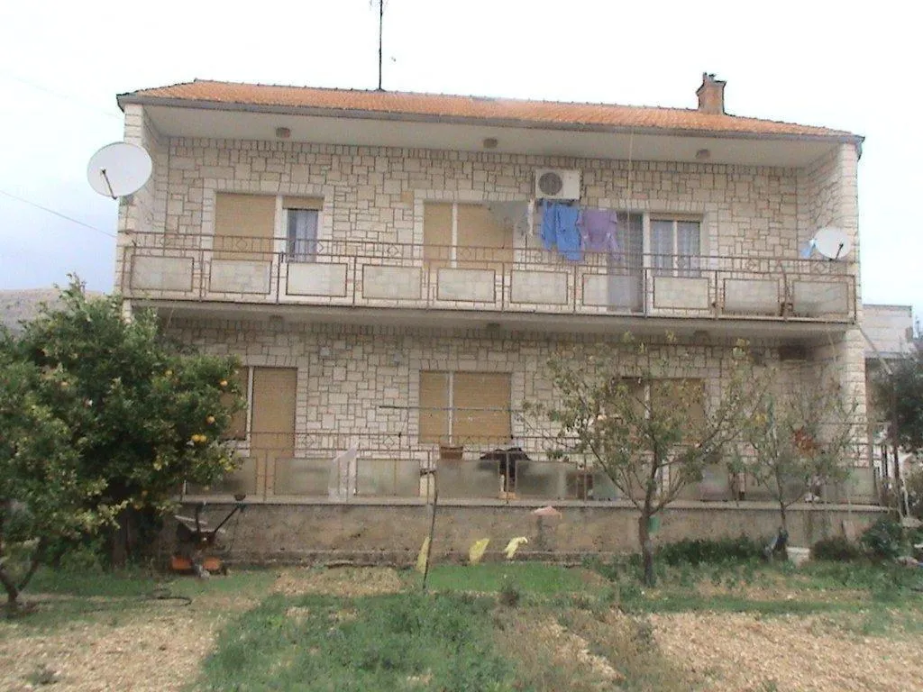 Apartment Ivy - spacious with free parking, Trogir, Croaţia