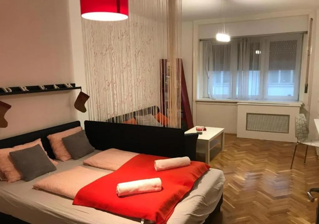 P3 Cozy Flat, Budapest, Hungary