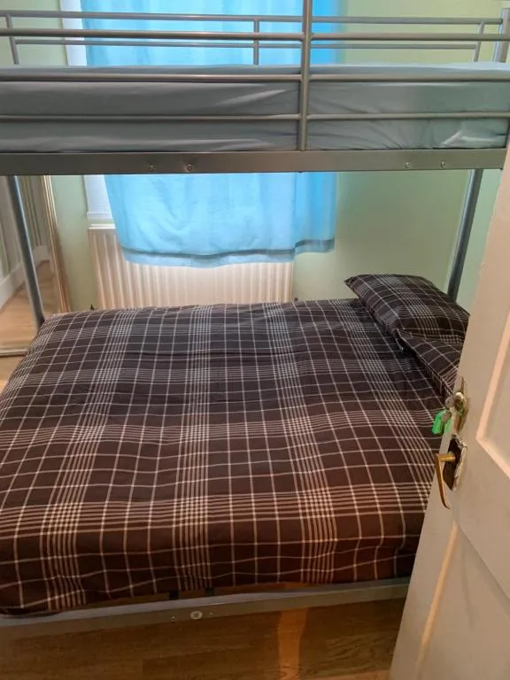 lordshiplane shared house, Londra, Marea Britanie