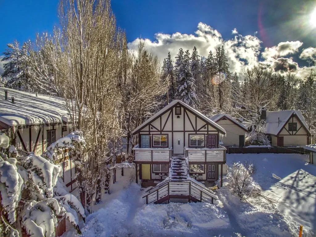Lindberg Suites, Big Bear Lake, Statele Unite ale Americii